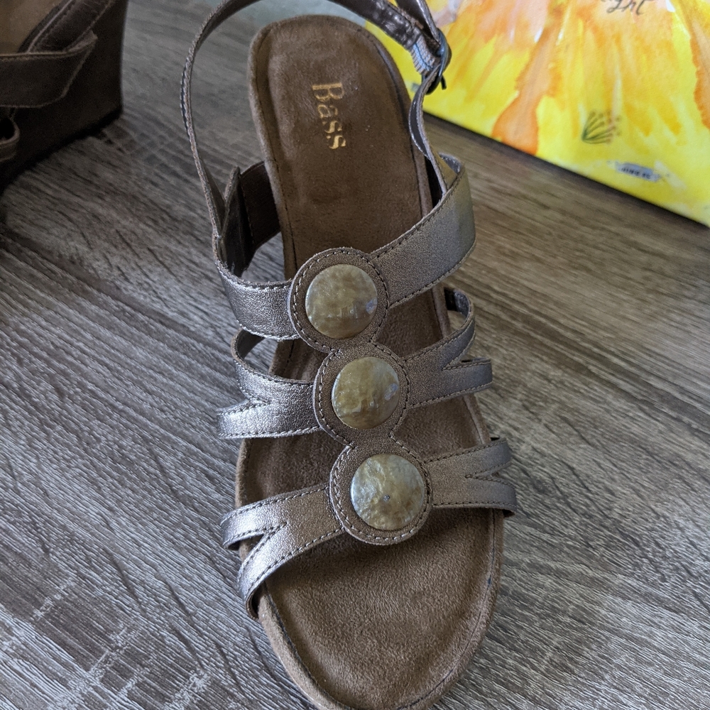 G.H. Bass Wedge Sandals 7.5 - Picture 9 of 14